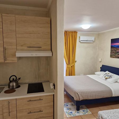 Vittoria Guest House Салерно Экстерьер фото