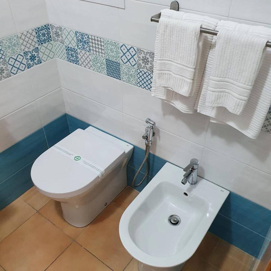 Vittoria Guest House Салерно Экстерьер фото