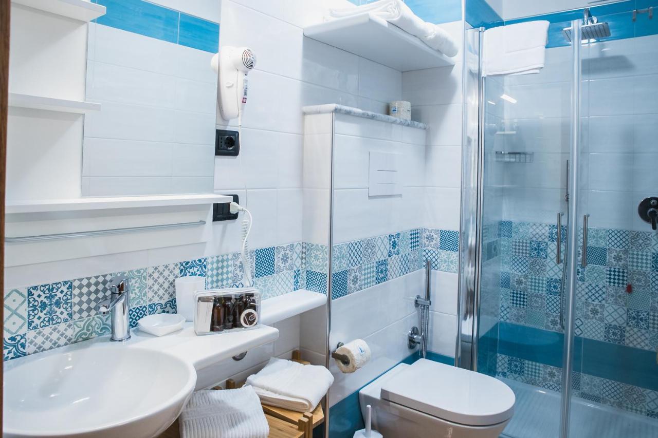 Vittoria Guest House Салерно Экстерьер фото